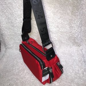 TOPSHOP red zipper bag
